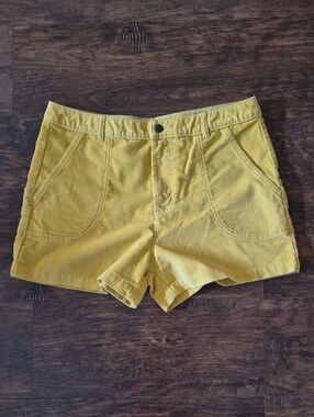 Patagonia Yellow Corduroy Shorts Women's 14